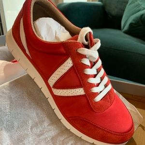 Vionic Fresh Nana Cherry Red Sneaker